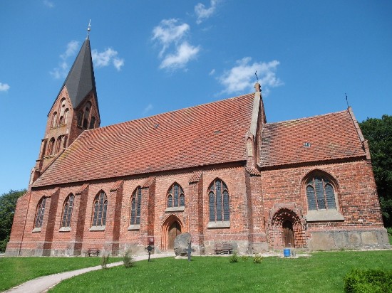 Steffenshagen-Kirche_Backsteingotik